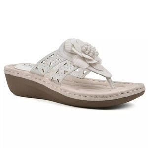 Cliffs by White Mountain Women's 10W White Cynthia Flower Sandals NIB